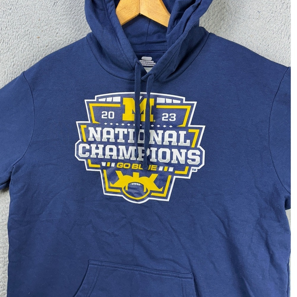 Michigan Wolverines Sweatshirt Hoodie Adult Mens XL Blue 2023 Champions Fanatics